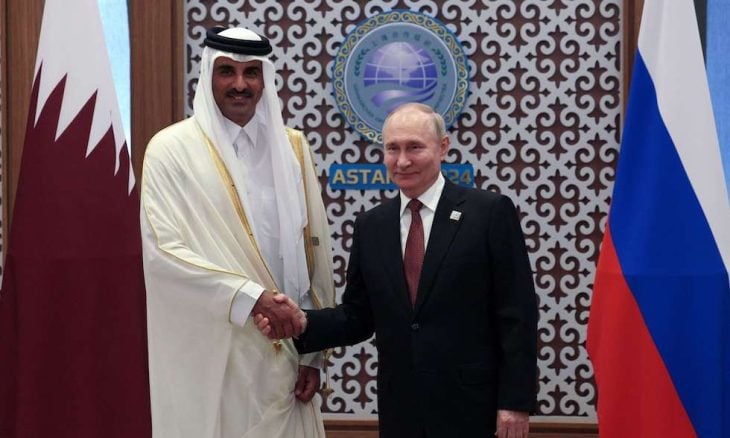 أمير قطر يبحث مع الرئيس الروسي في أستانا الأوضاع في غزة
